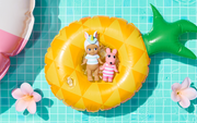 Summer Vacation: Sun-Kissed Style - Delightful Charming Keepsake